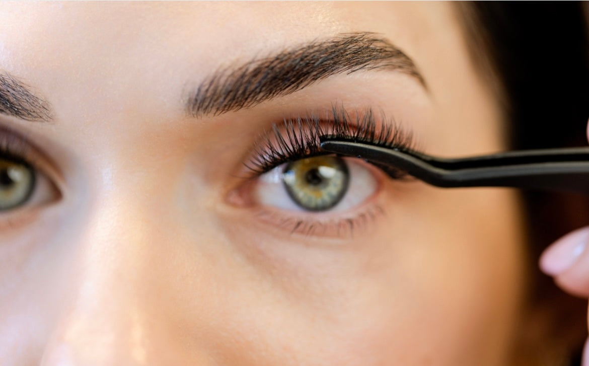 Lash Removal+Care